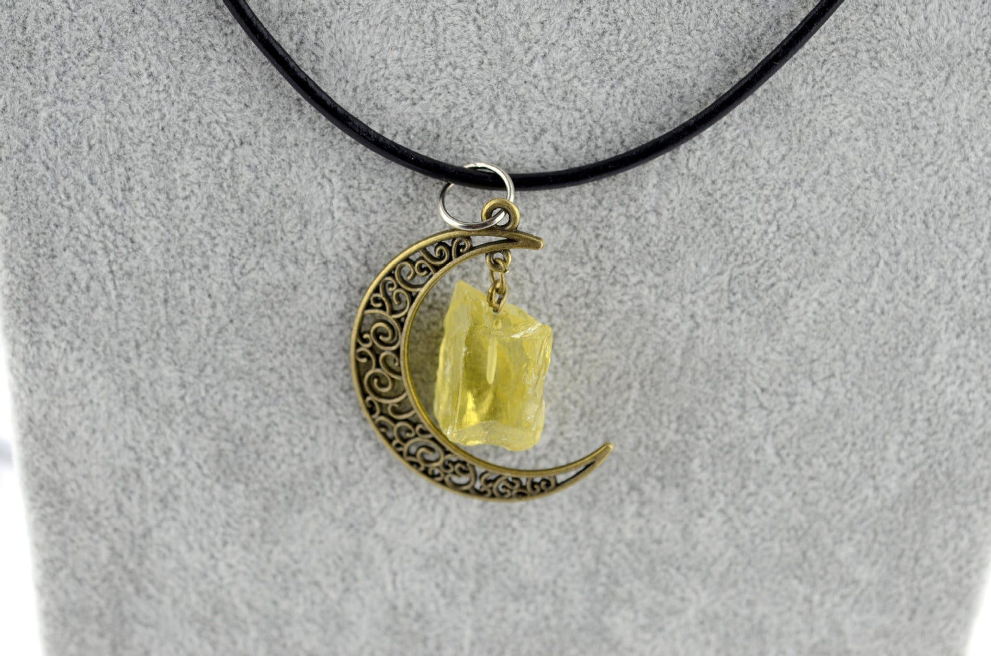 Gothic Rough Crystal Antique Moon Pendants for Necklace